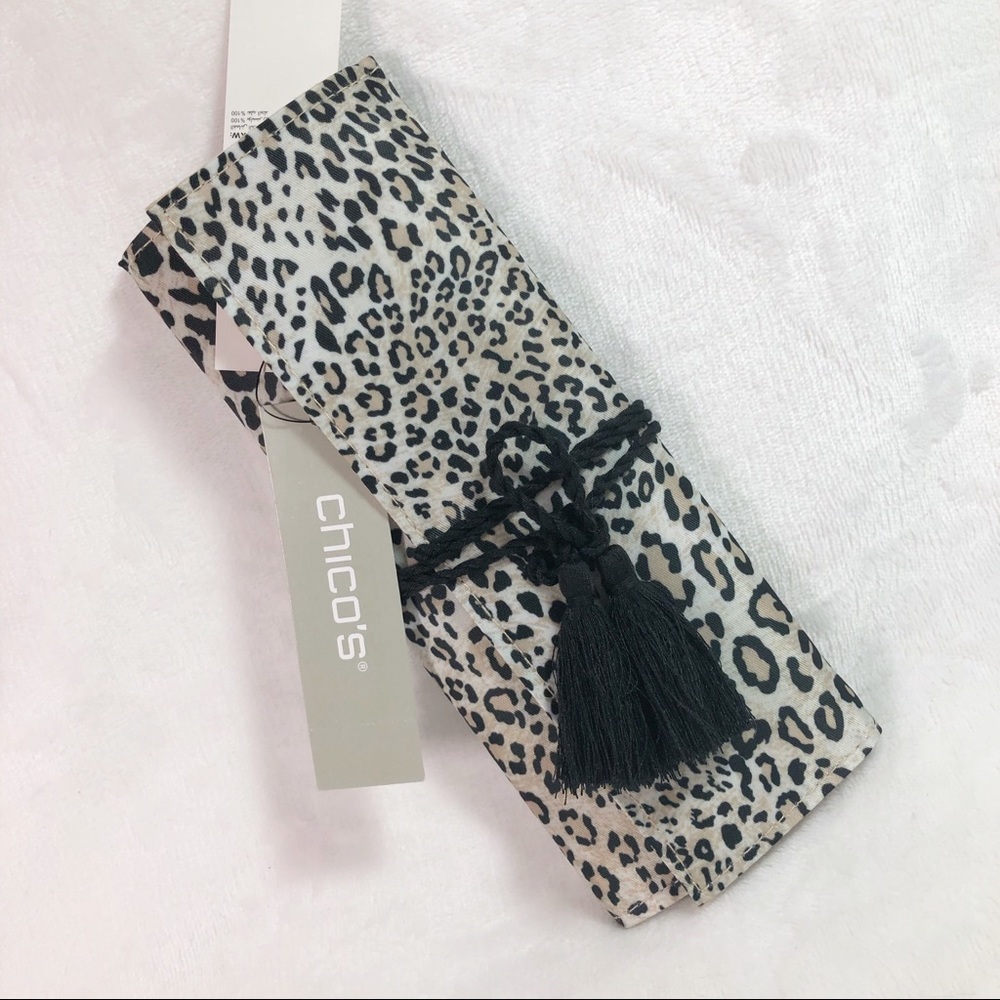 CHICO'S Animal Print Travel Jewelry Roll Case NWT